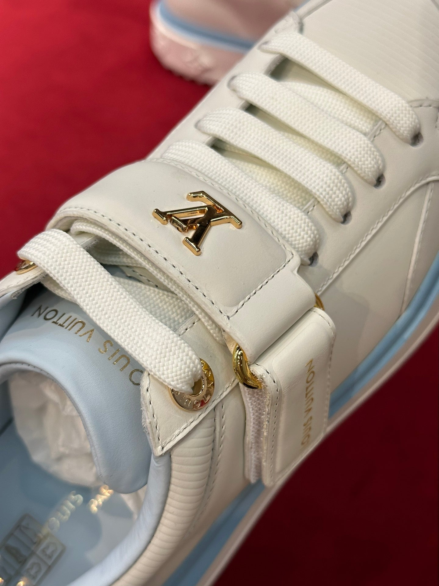 2 colors thick bottom sneakers