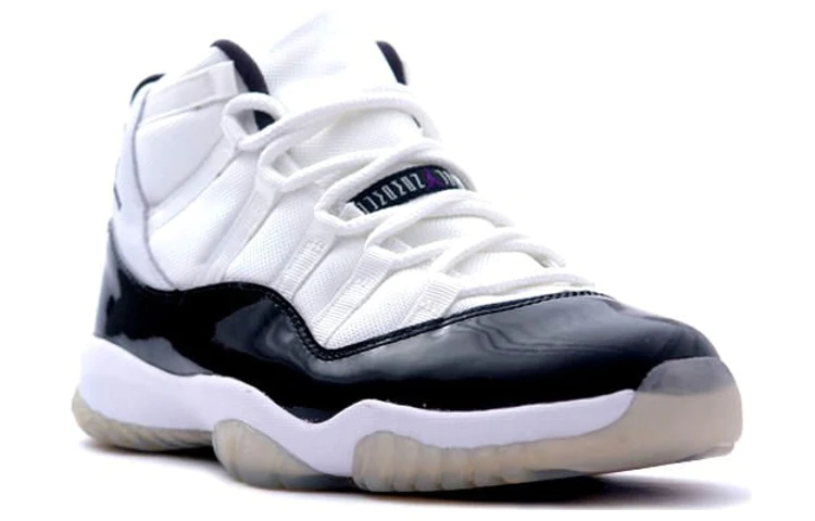 Air Jordan 11 Retro 'Concord' 2000 136046-101