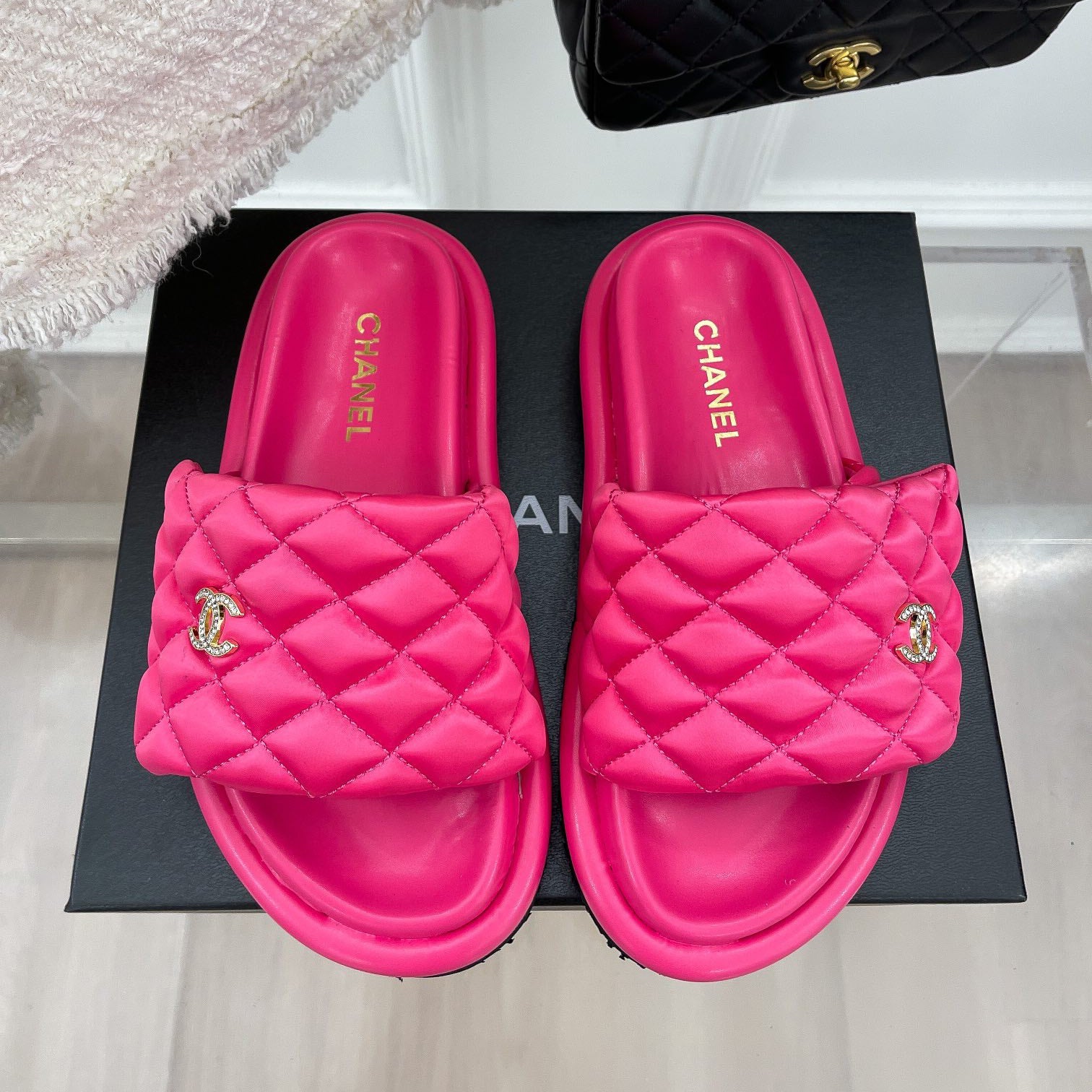 Women_Slippers/Sandals shoes eur 35-43
