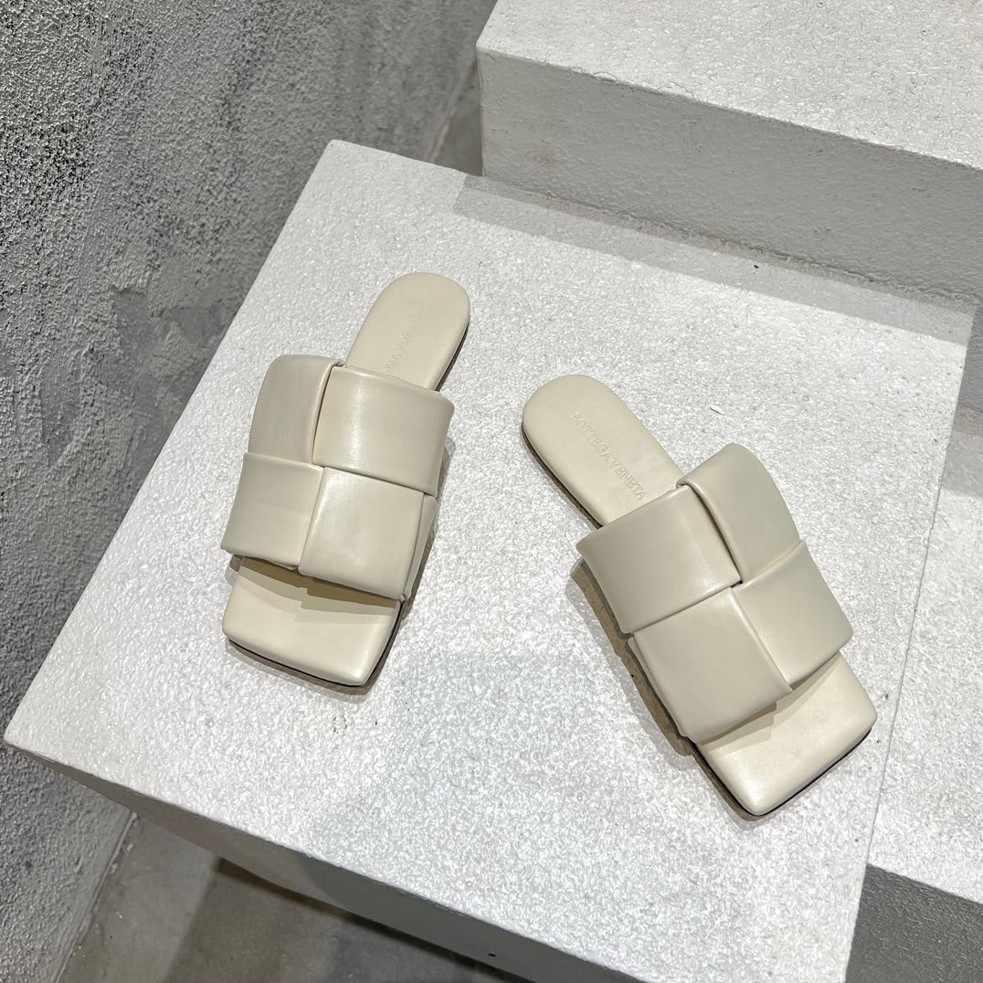 Women_Slippers/Sandals shoes eur 35-41