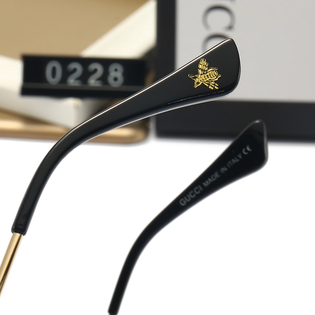 4 Color Women's Sunglasses—0228