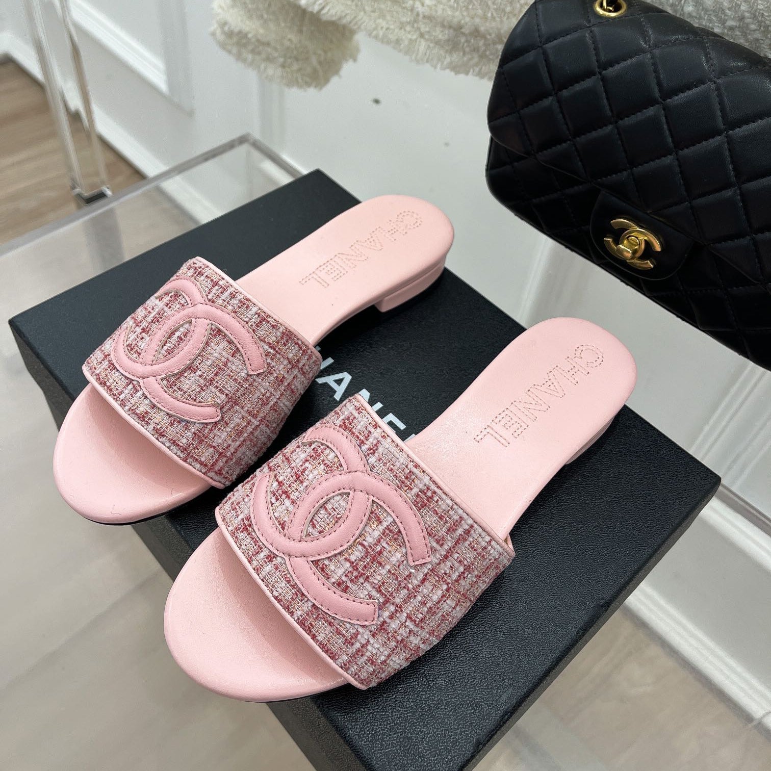 Women_Slippers/Sandals shoes eur 35-41