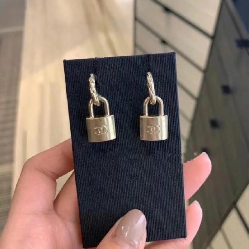 Fashion Small Lock Double C Earrings