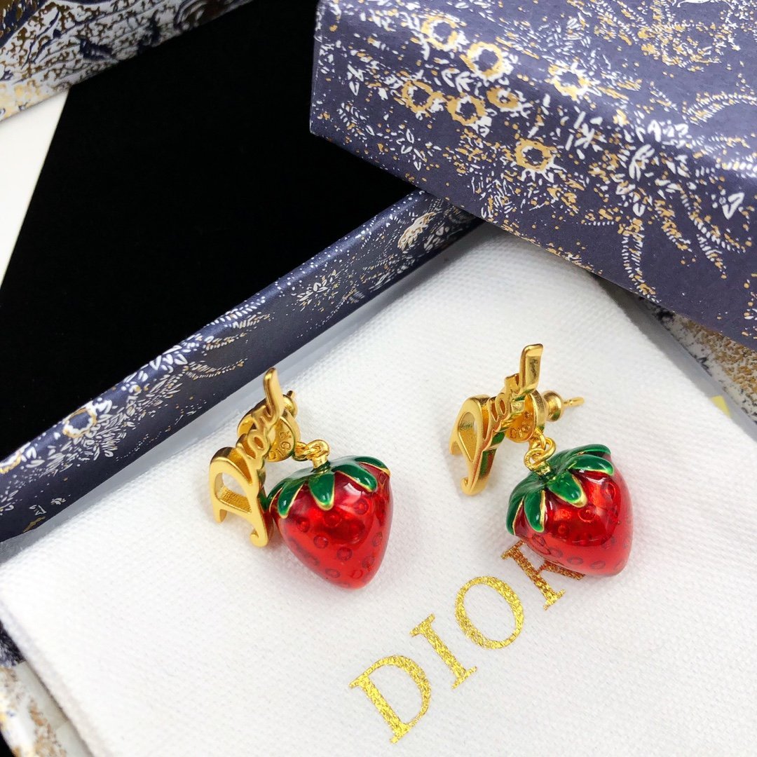 English strawberry pendant earrings