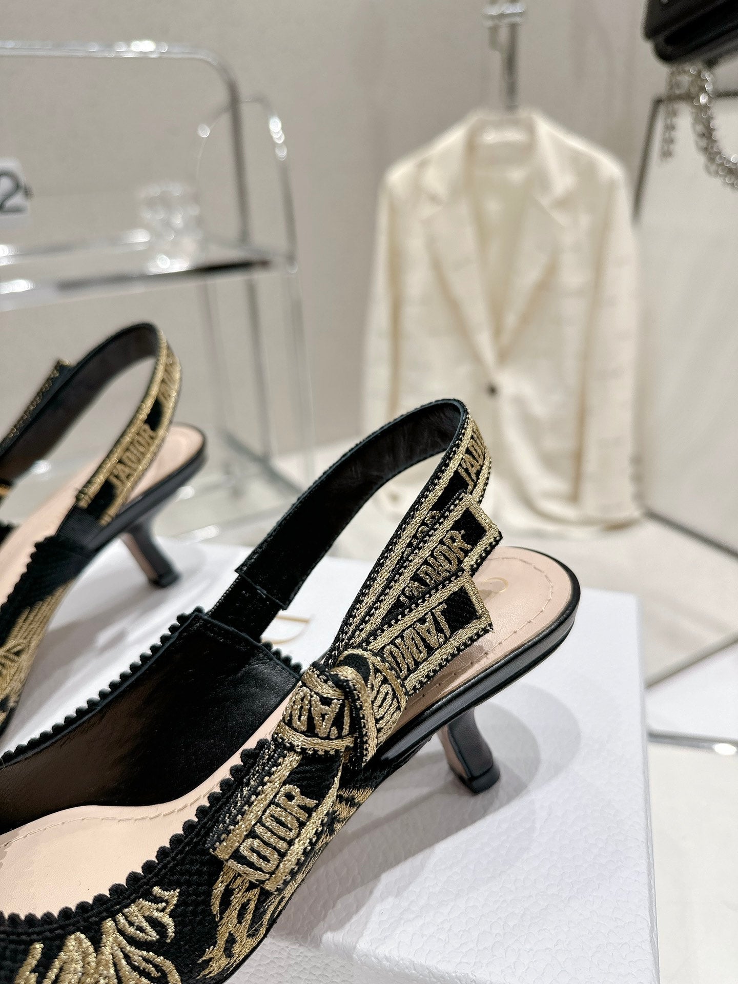 2 colors kitten series high heels