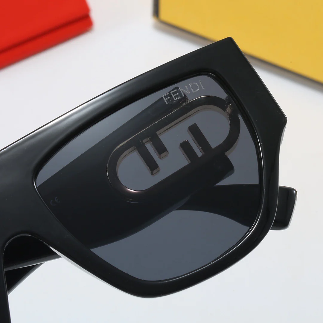 4 Color Women's Sunglasses—3828