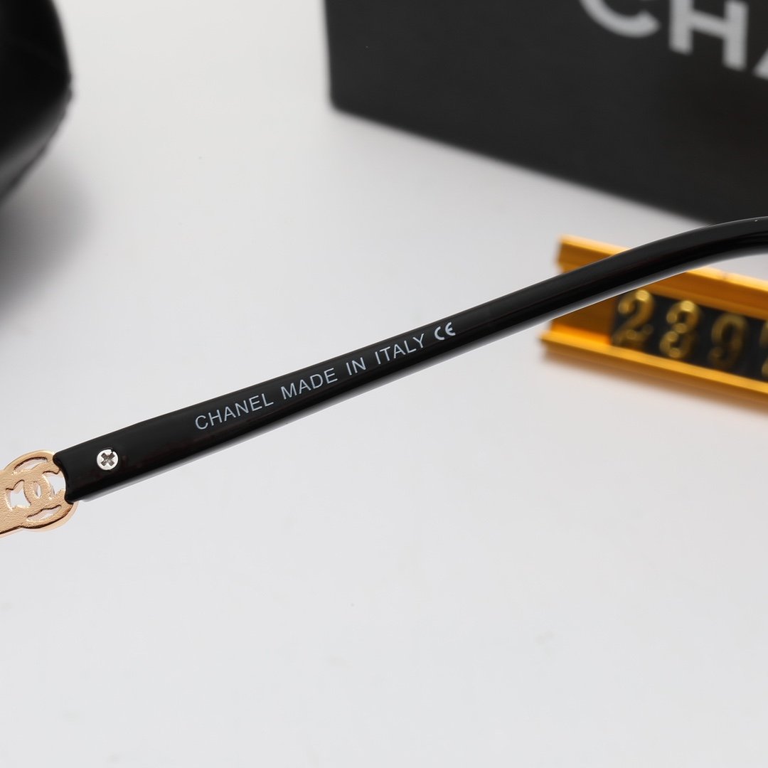 6 Color Women's Sunglasses—2397