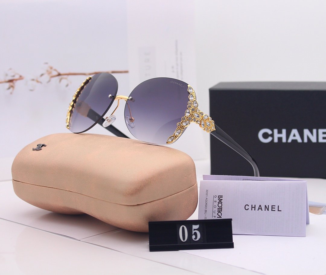 8 Color Women's Sunglasses—05