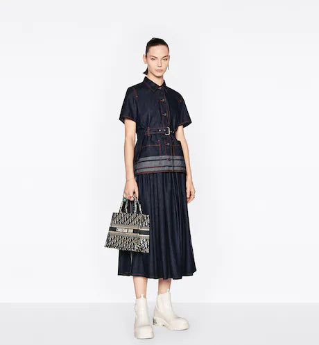 SMALL DIOR BOOK TOTE Blue Dior Oblique Embroidery (26.5 x 21 x 14 cm)