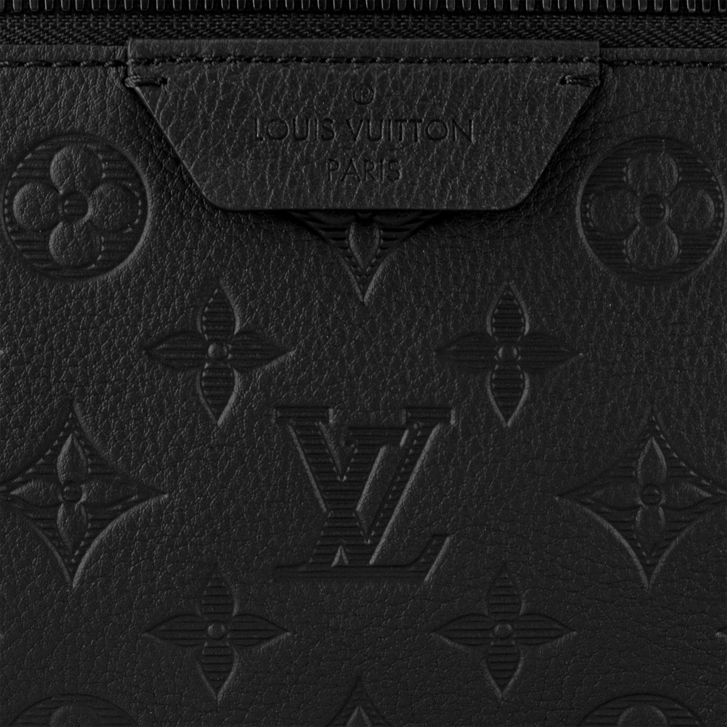 Louis Vuitton M46553 Discovery Backpack