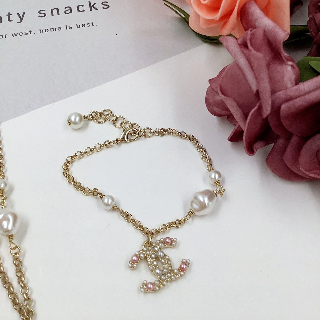 Fashion Double C Crystal Pearl Necklace