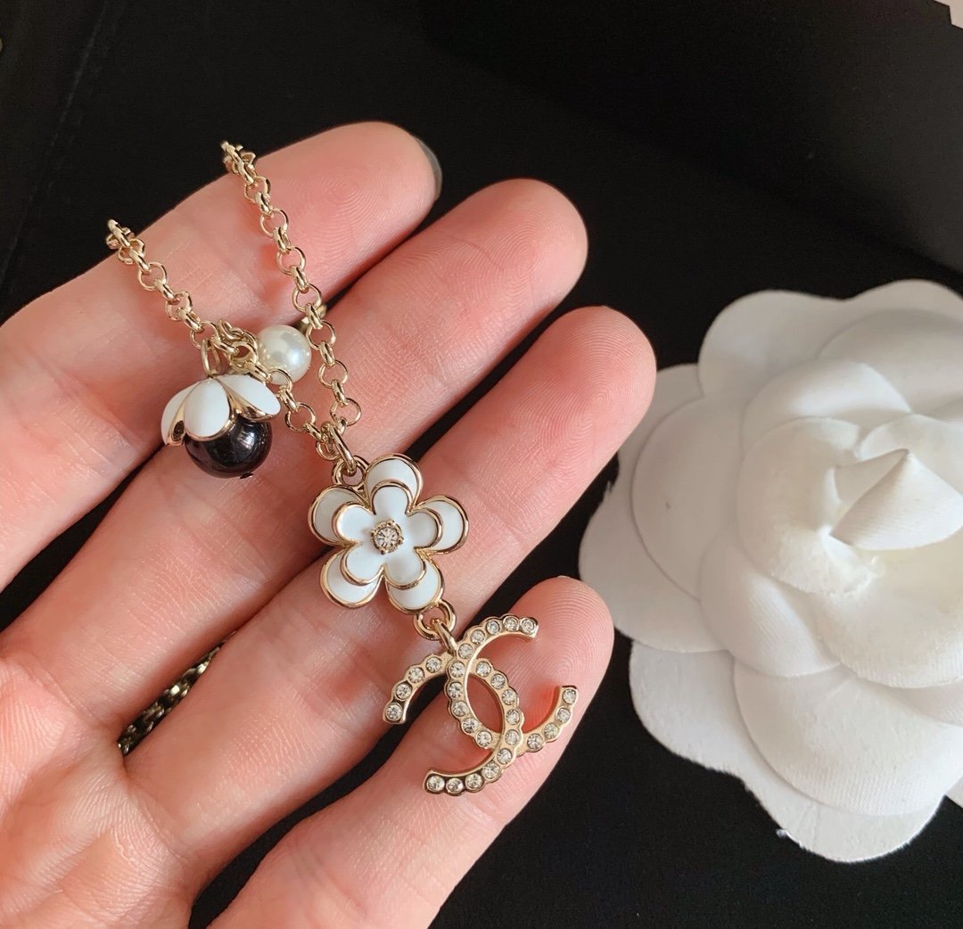 Elegant Camellia Pendant Necklace