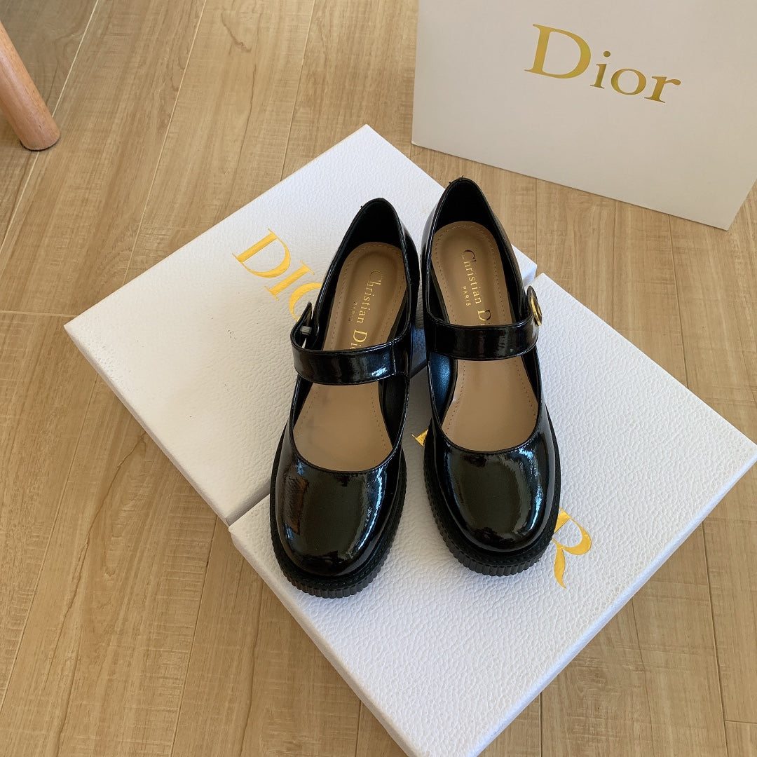 2023 Lucky star enamel buckle black high heels