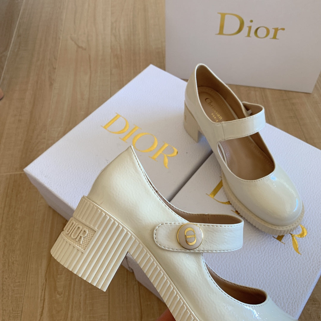 2023 Lucky star enamel buckle high heels