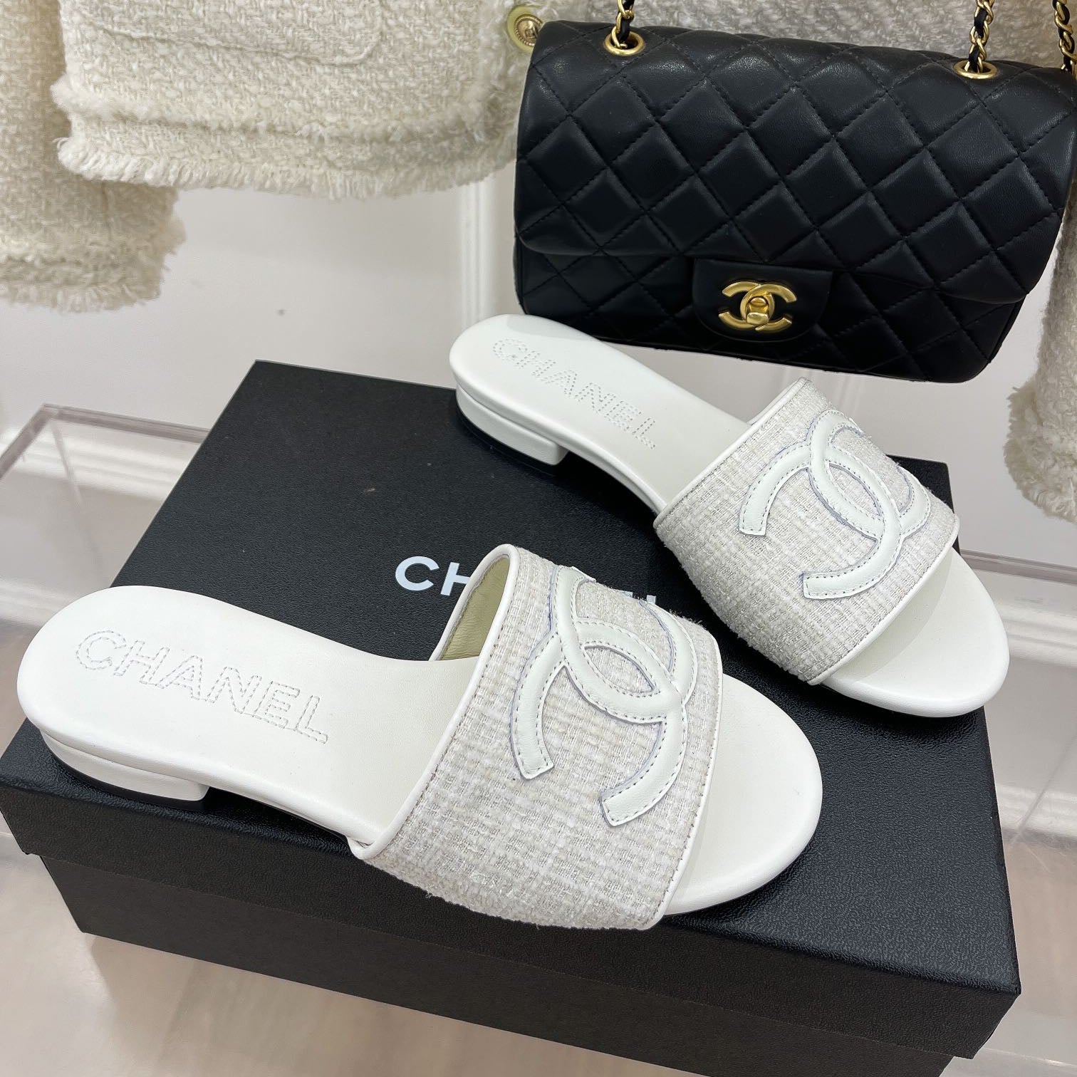 Women_Slippers/Sandals shoes eur 35-41