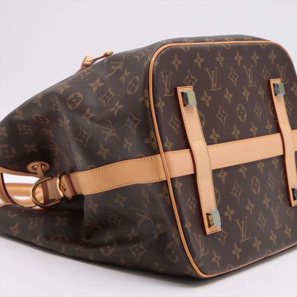 LV Monogram Canvas Neo M40372