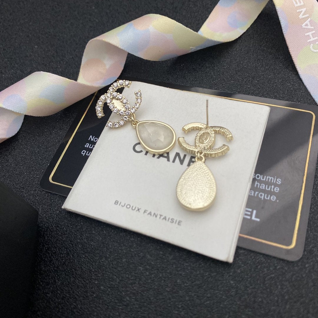 Exquisite Rhinestone ice crystal earrings