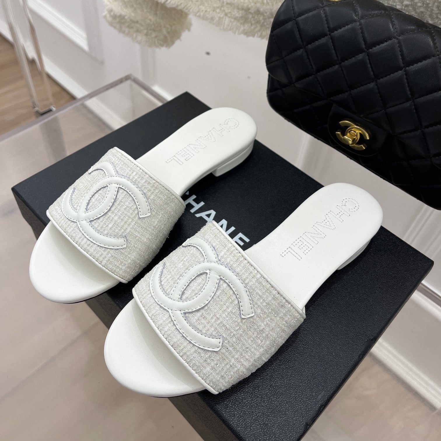 Women_Slippers/Sandals shoes eur 35-41
