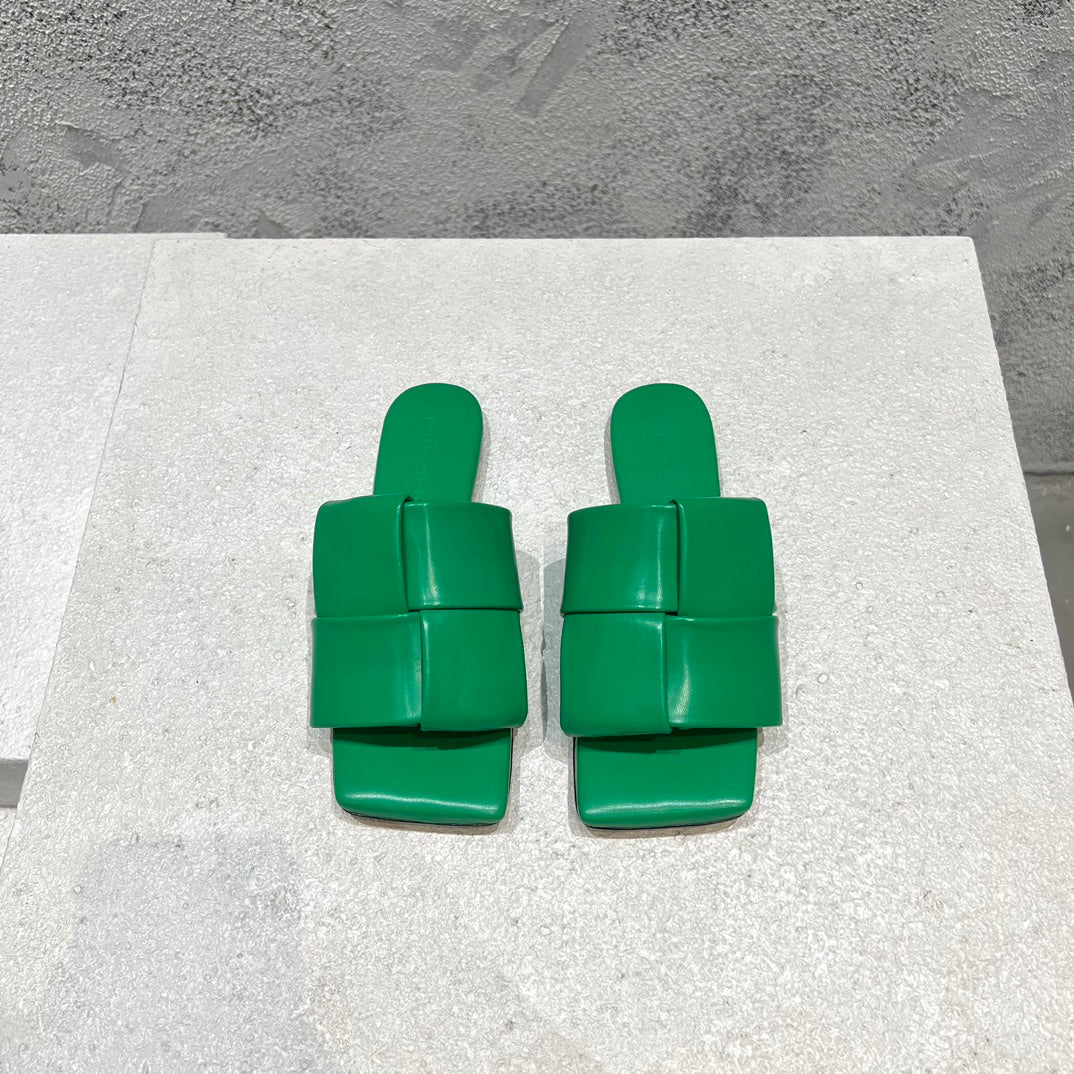 Women_Slippers/Sandals shoes eur 35-41