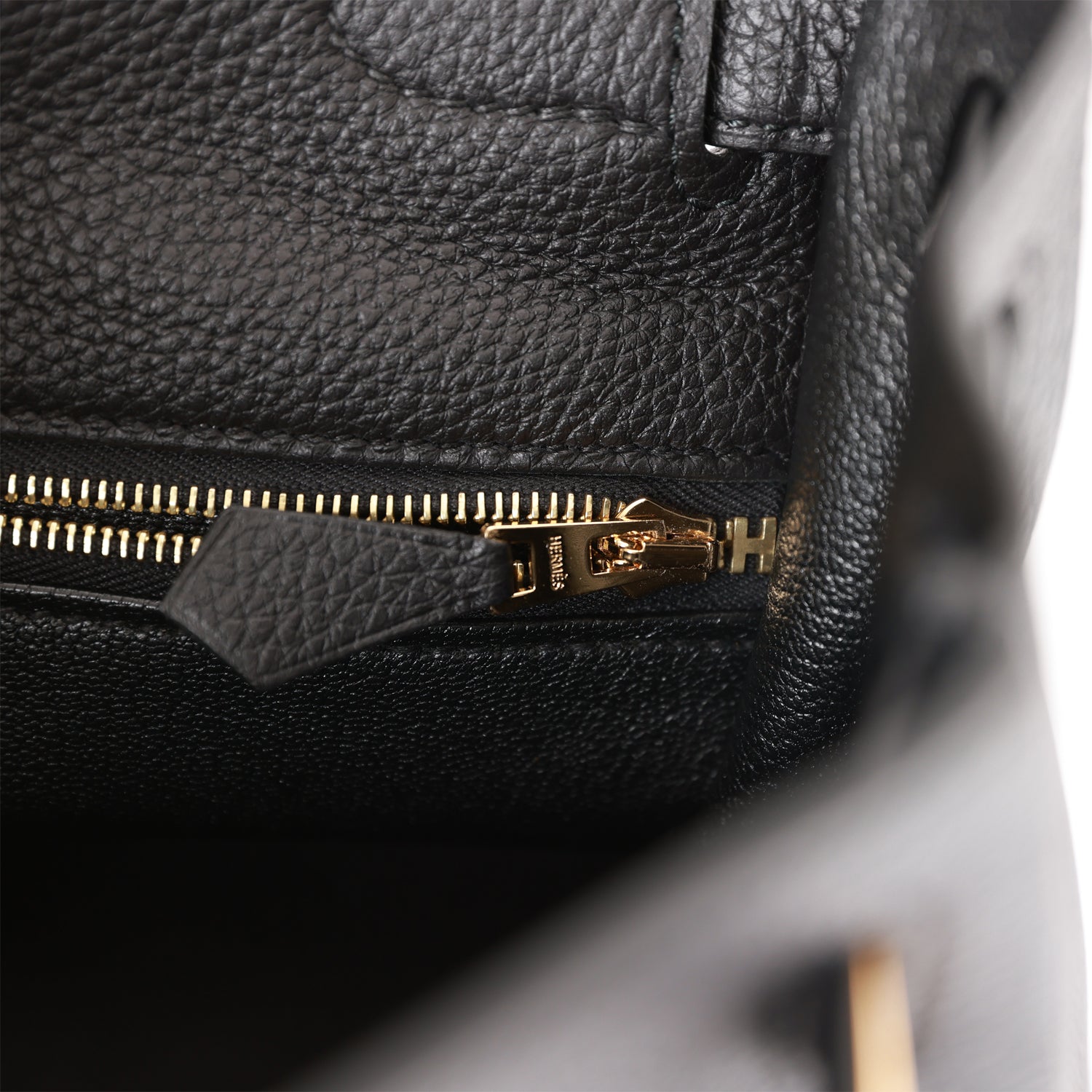 Hermès Kelly Retourne 28 Black Togo Gold Hardware