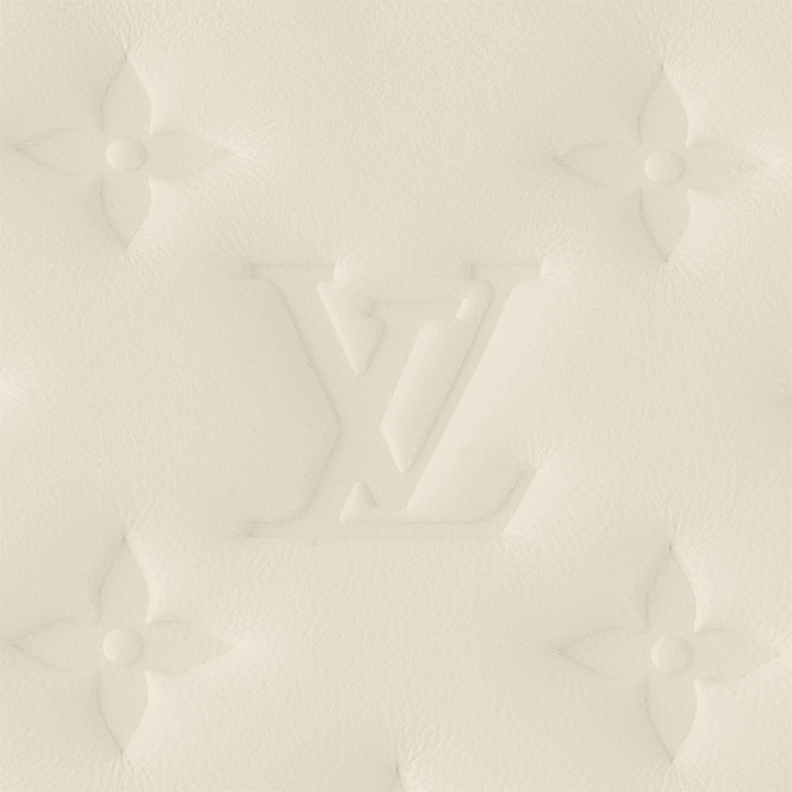 Louis Vuitton M21262 Coussin PM Cream