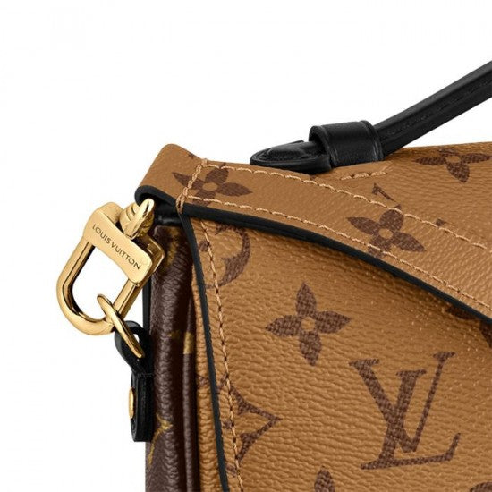 LV Pochette Metis M44876
