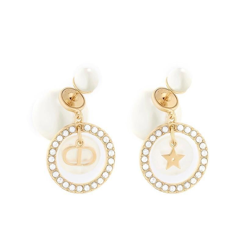 White Mother-of-pearl Classic Earrings