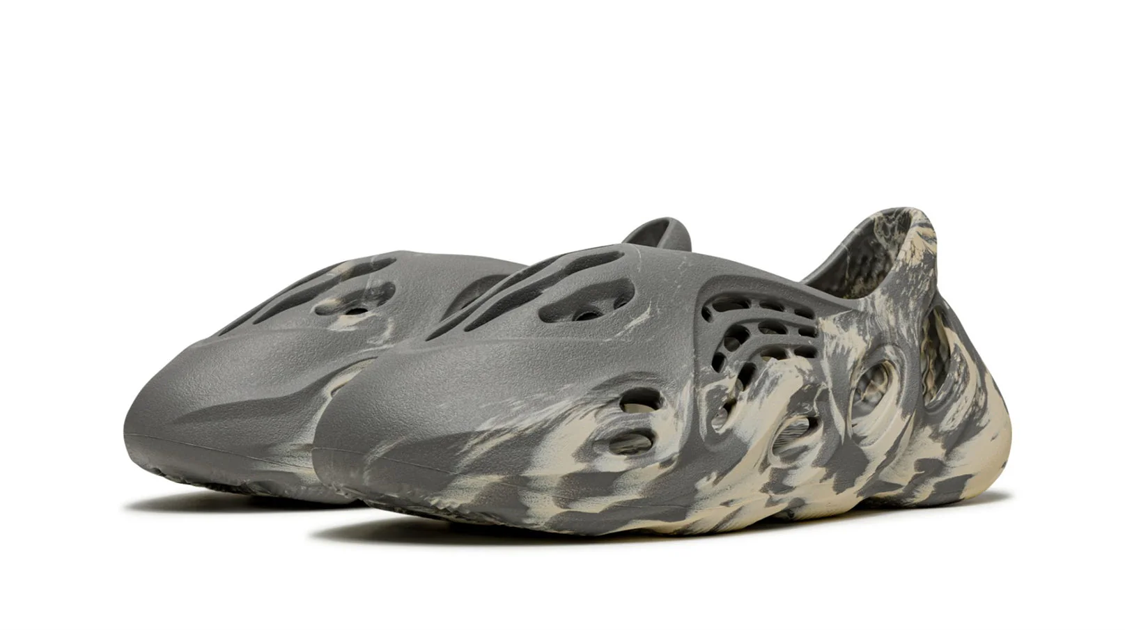 YEEZY FOAM RUNNER MXT 