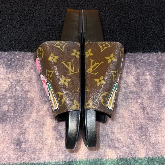 World Tour Bom Dia Mule Slides Sandals