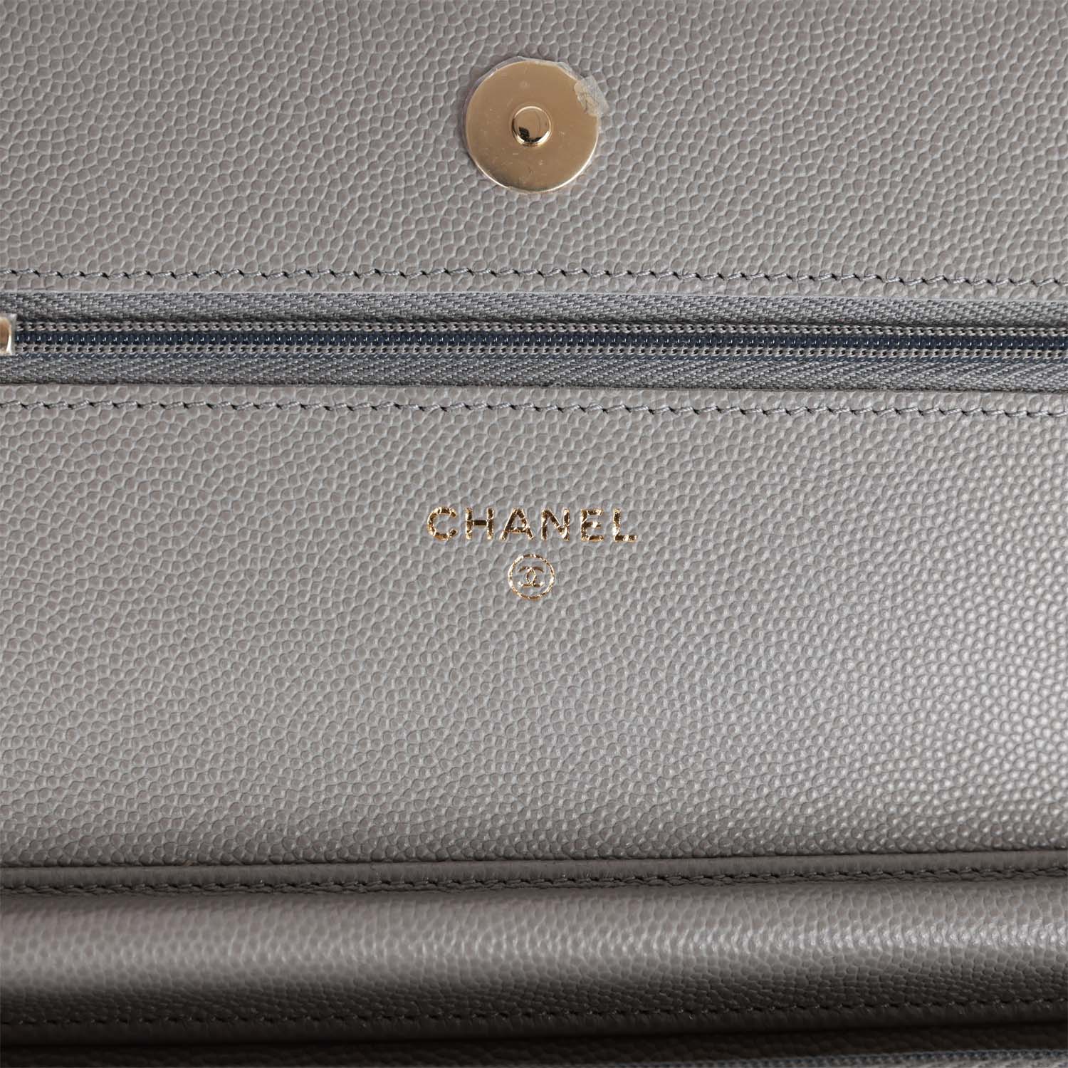 Wallet on Chain WOC Grey Caviar Light Gold Hardware