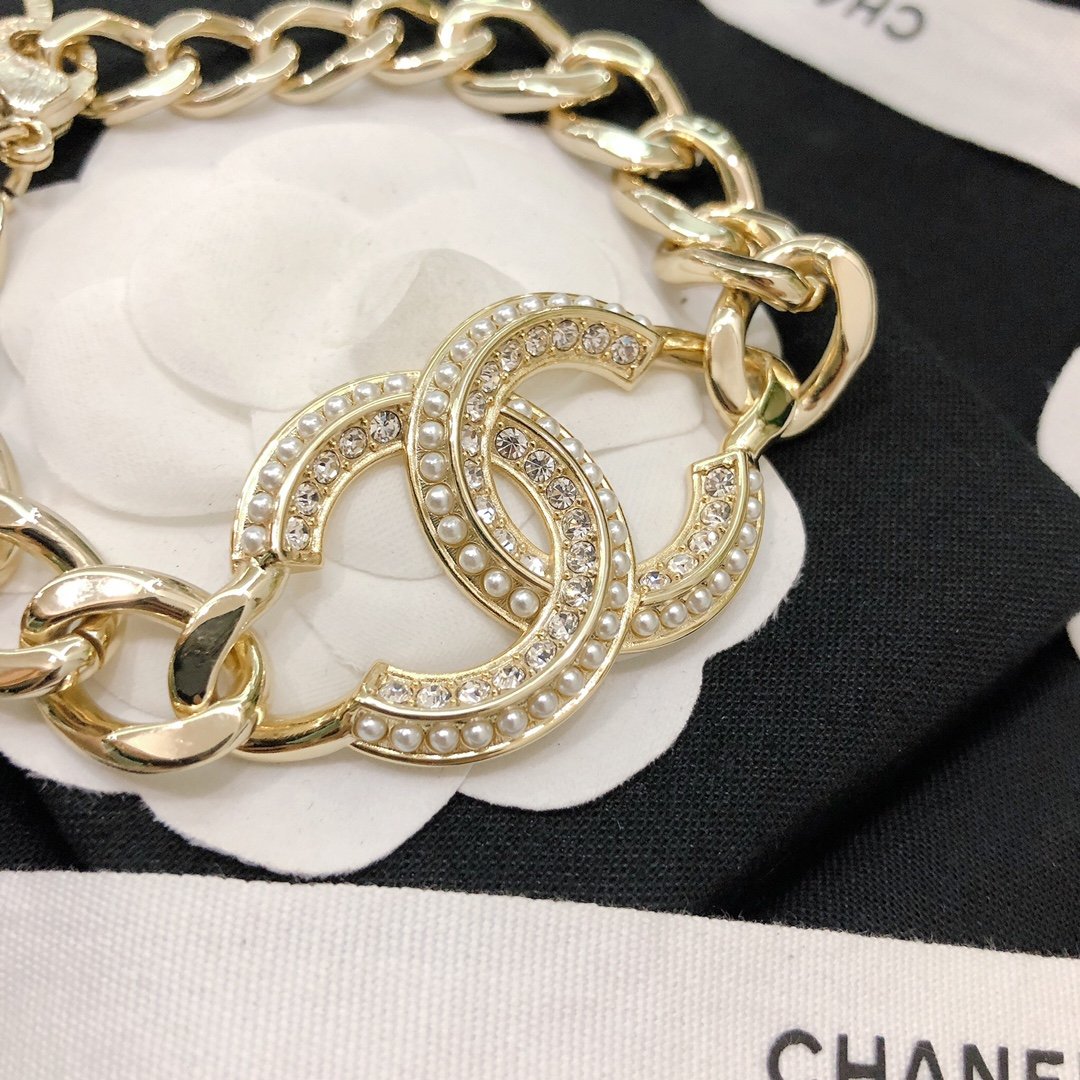 Fashion Pearl Metal Chain Bracelet