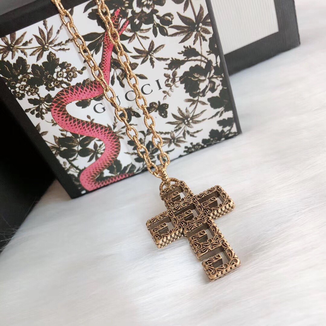 Vintage Cross Engraving Necklace