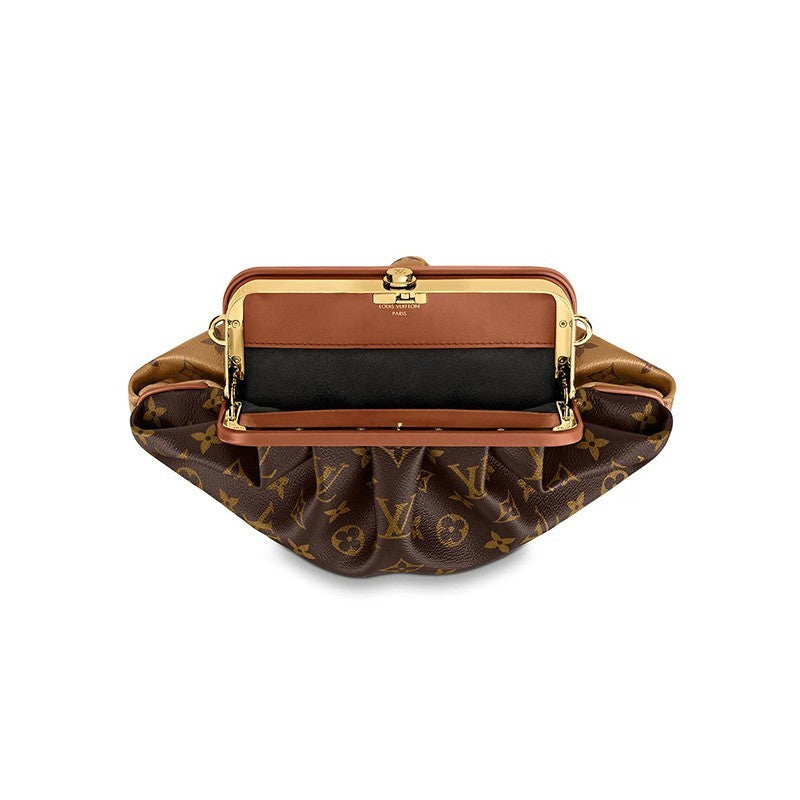 LV M45229 Boursicot EW