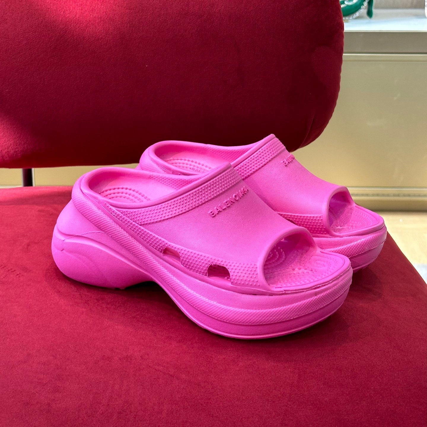 Women_Slippers/Sandals shoes eur 35-41 7CM