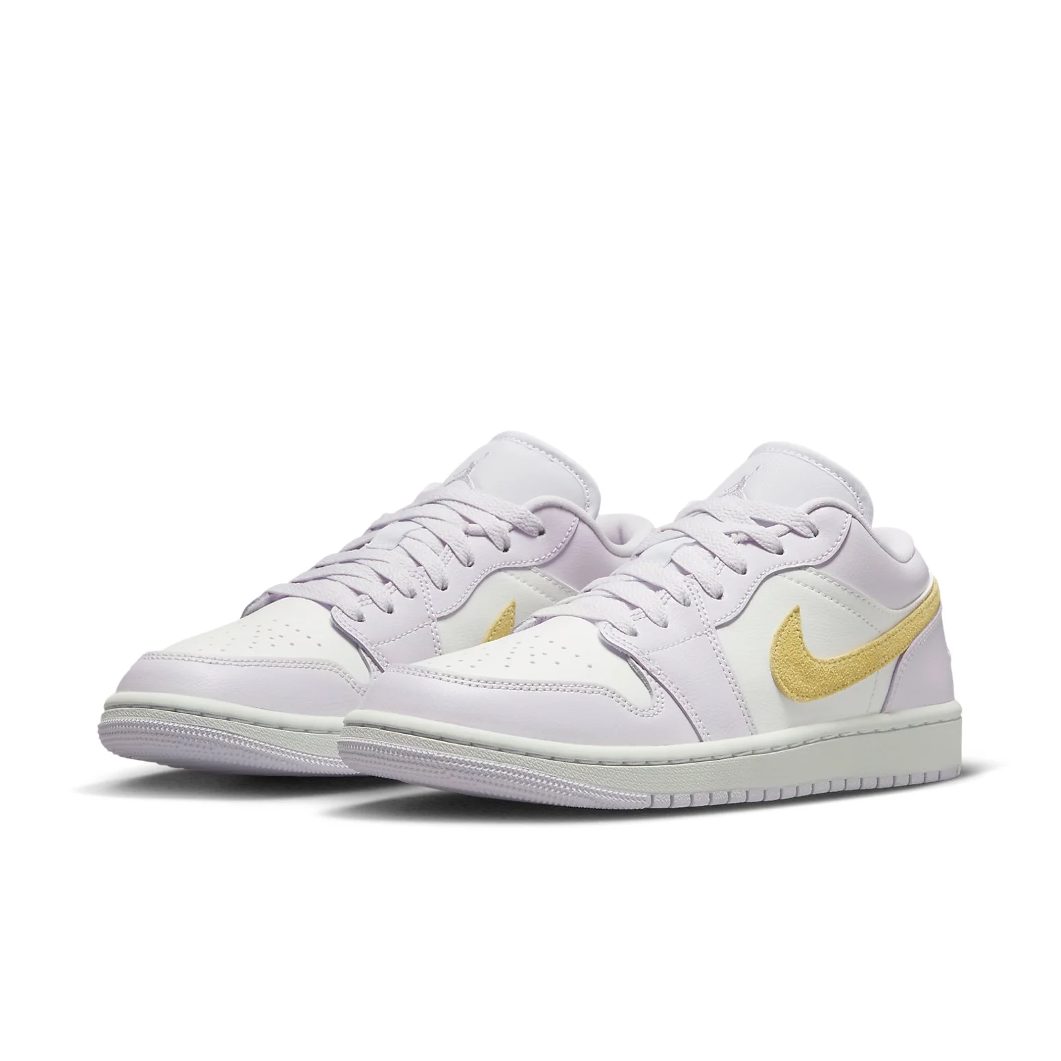 (WMNS) Air Jordan 1 Low 'Barely Grape' DC0774-501
