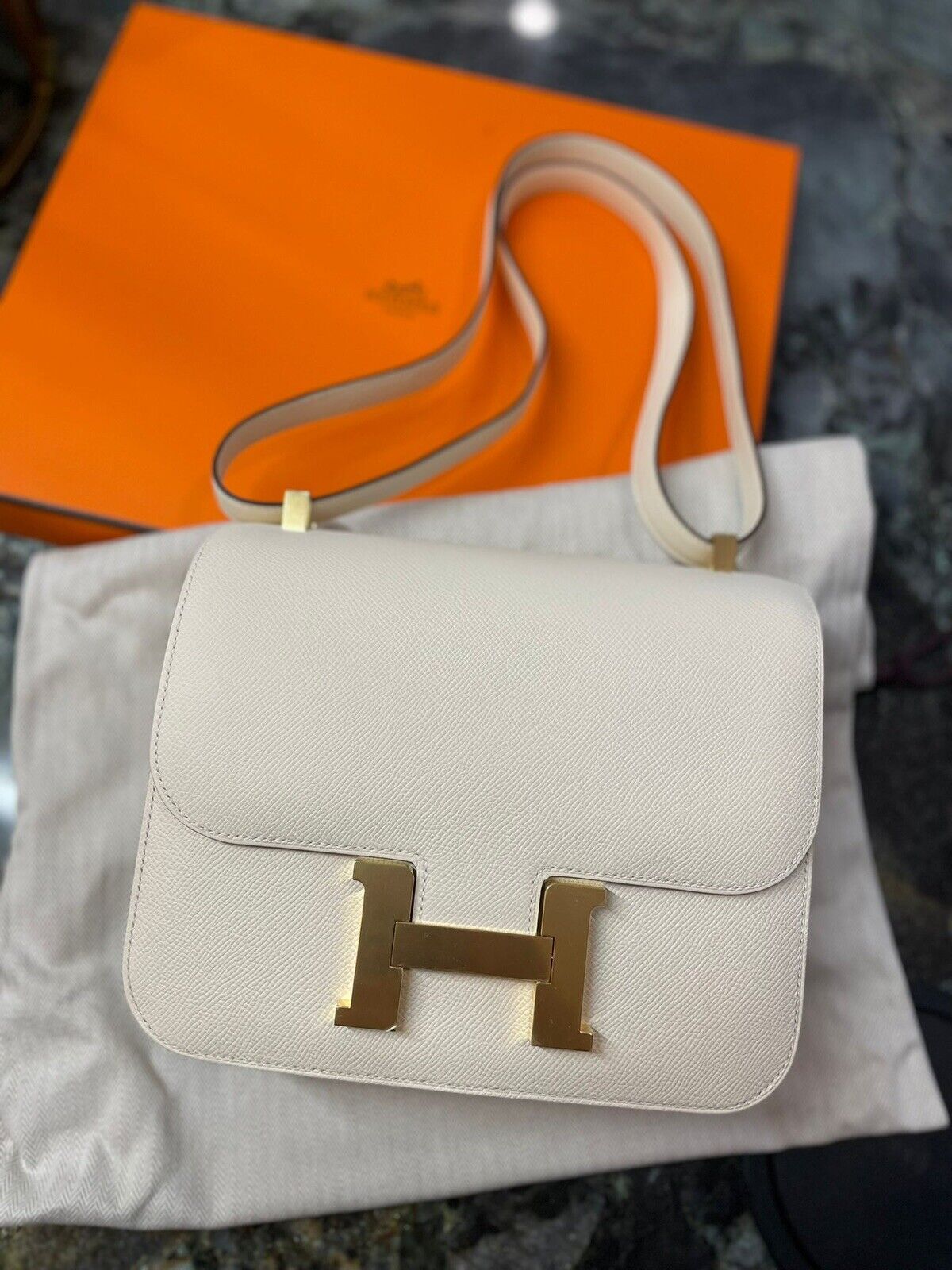 Hermès Constance 1-24 Nata Epsom Gold Hardware