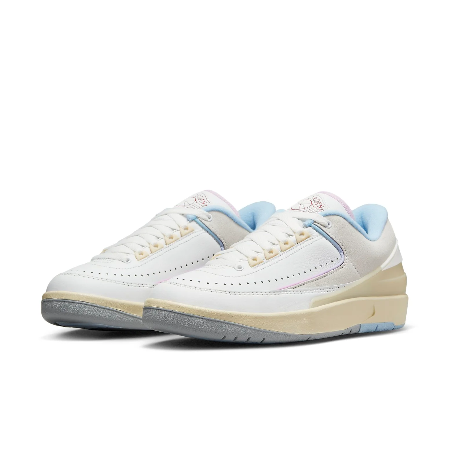 (WMNS) Air Jordan 2 Low 'Look. Up in the Air' DX4401-146