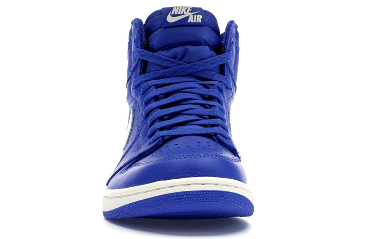 Air Jordan 1 Retro High OG 'Hyper Royal White' 555088-401
