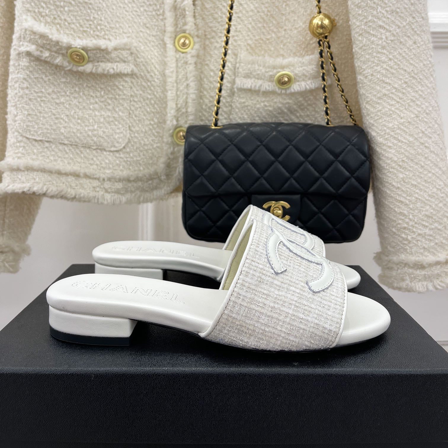 Women_Slippers/Sandals shoes eur 35-41