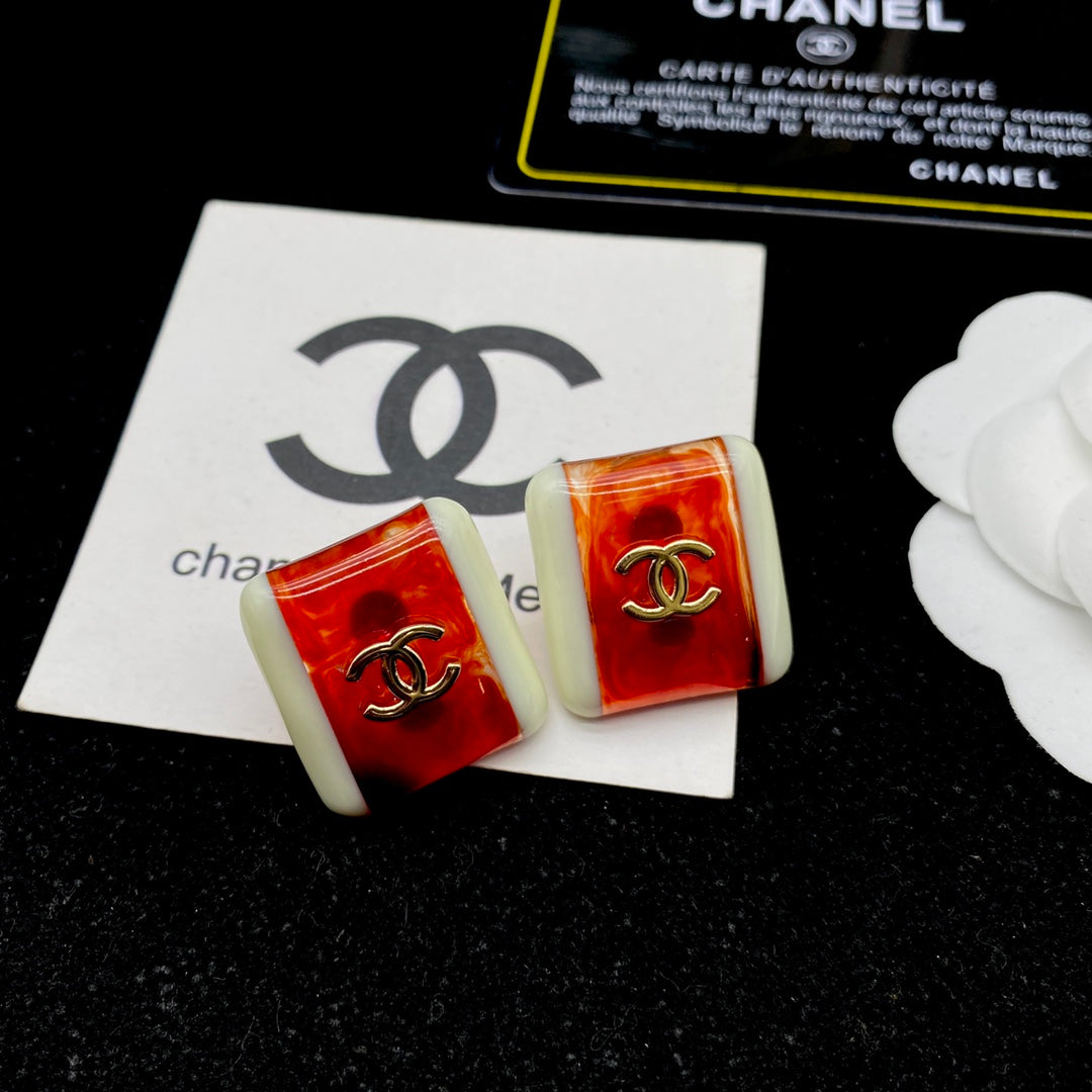 October New Trend-Red and White Gemstone Earrings