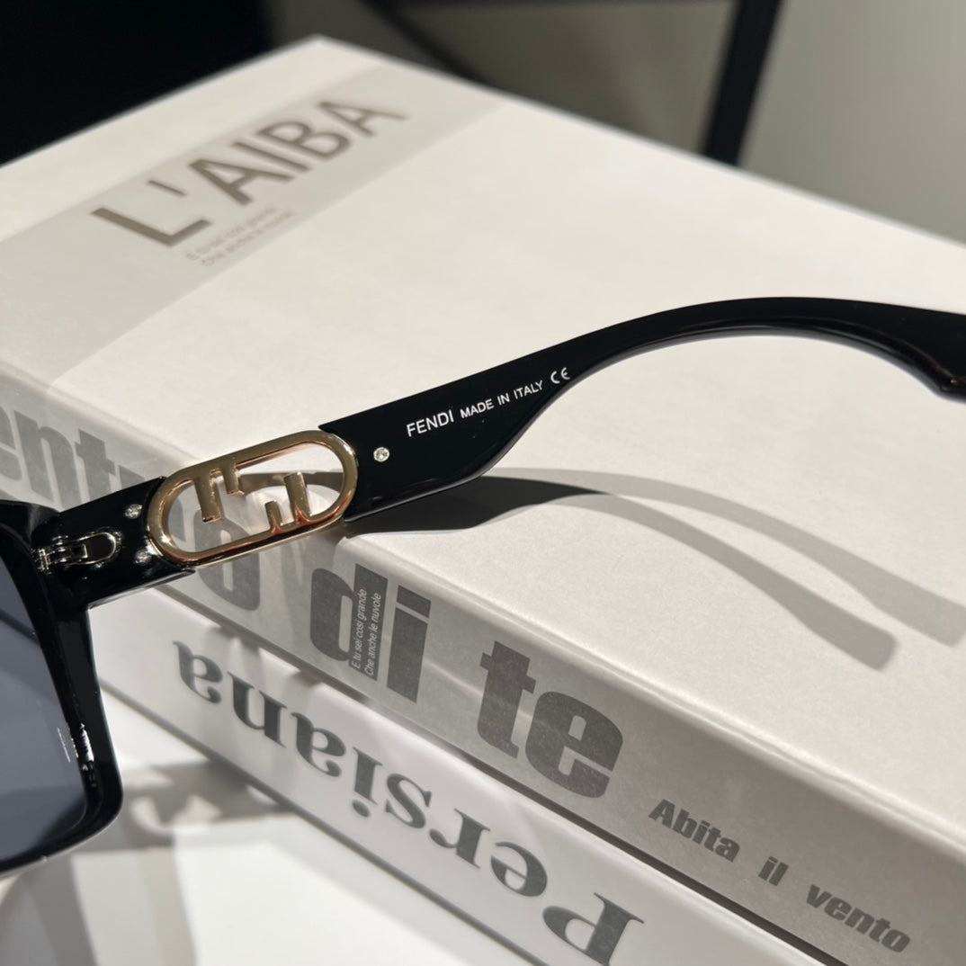 5 Color Women's Sunglasses—7464