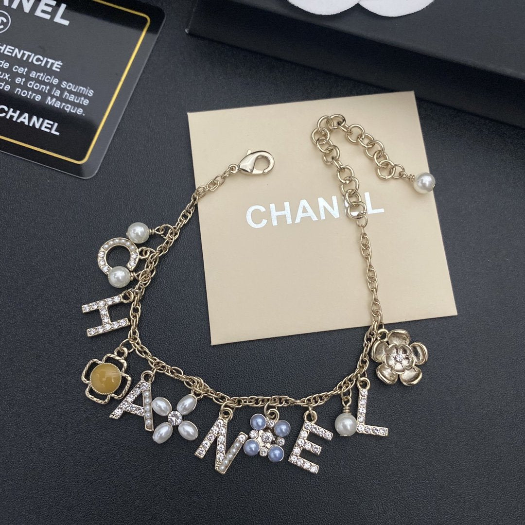 Fashion Letter Flower Pearl Bracelet