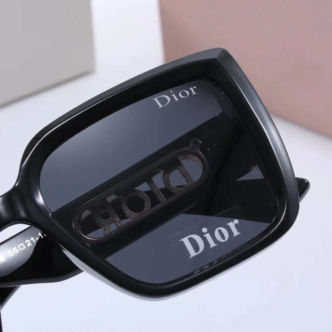 8 Color Women's Sunglasses—3805