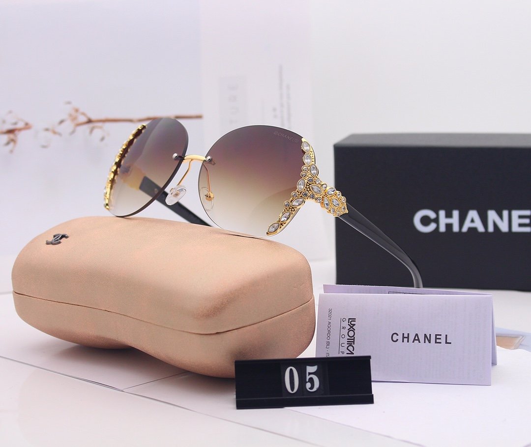 8 Color Women's Sunglasses—05