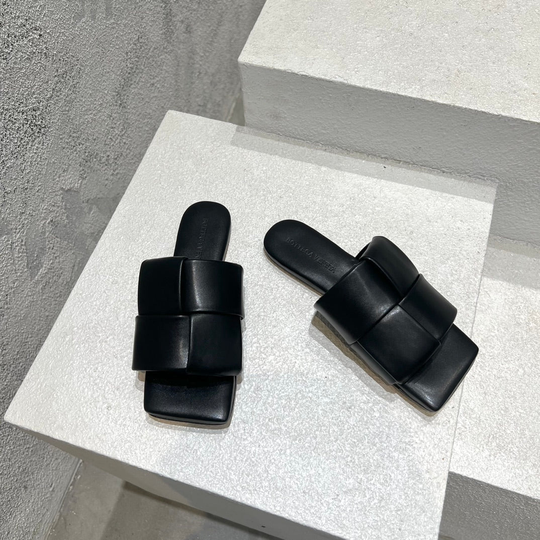 Women_Slippers/Sandals shoes eur 35-41