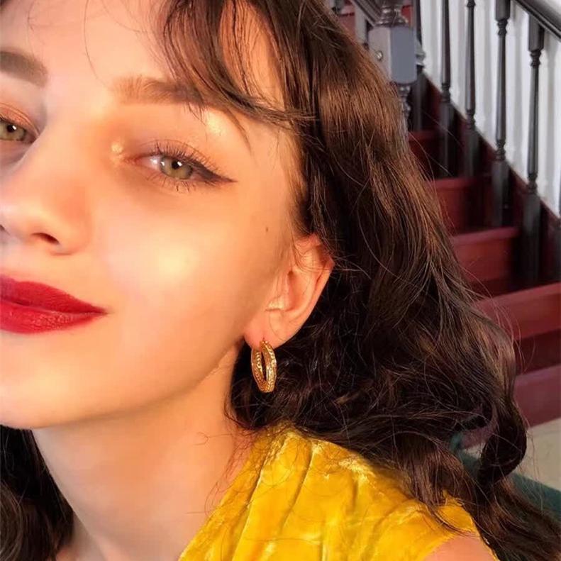 Simple round pearl rhinestone earrings