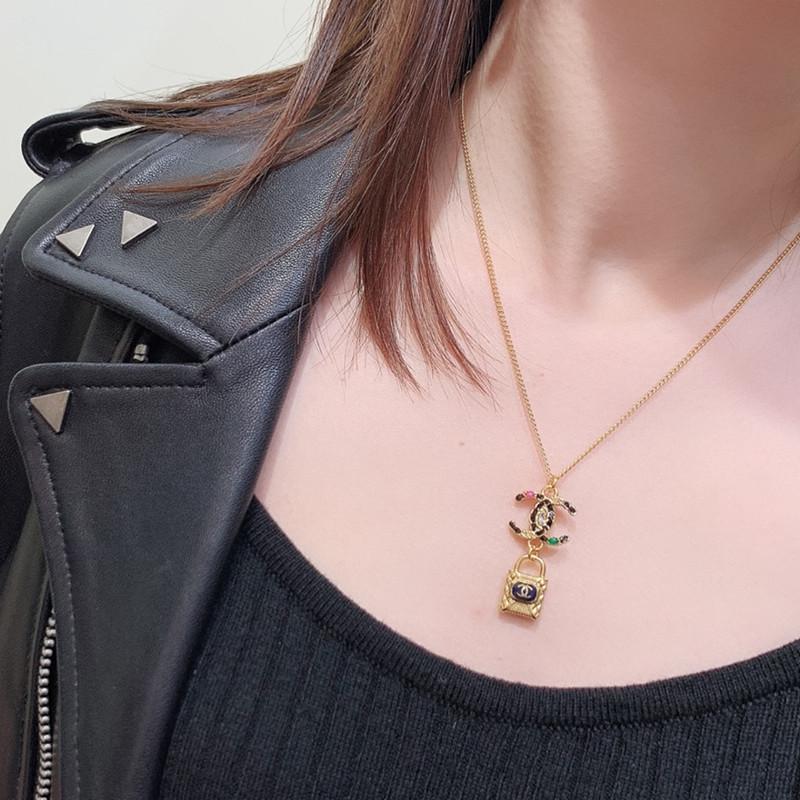 Fashion Lock Double Label Necklace