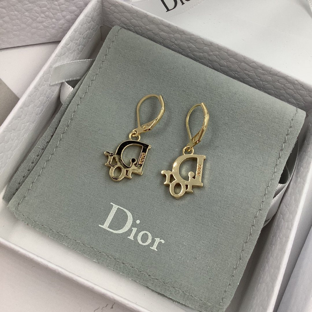 Fashion Rhinestone Letter Pendant Earrings