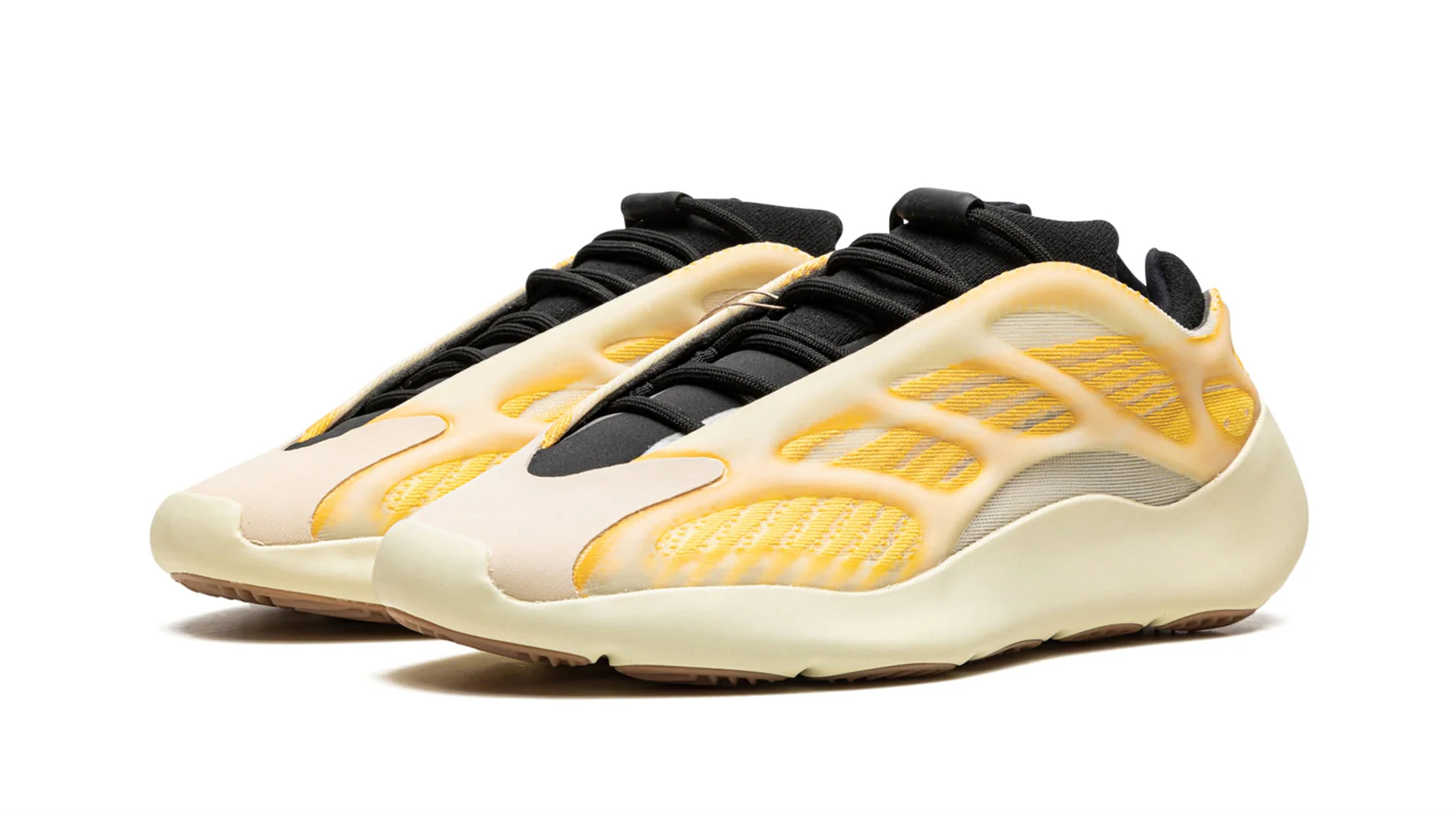 YEEZY 700 V3 
