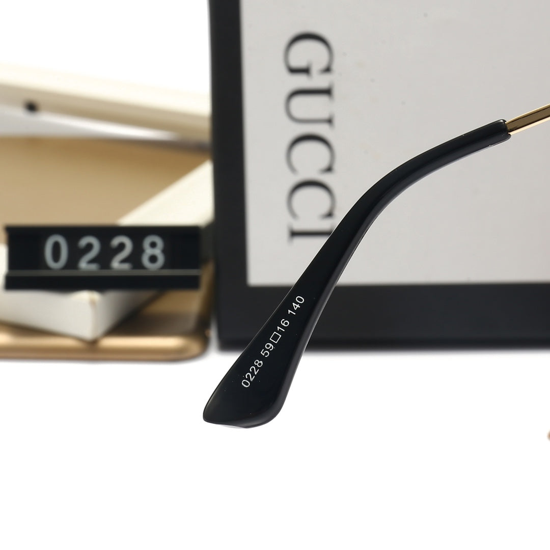 4 Color Women's Sunglasses—0228